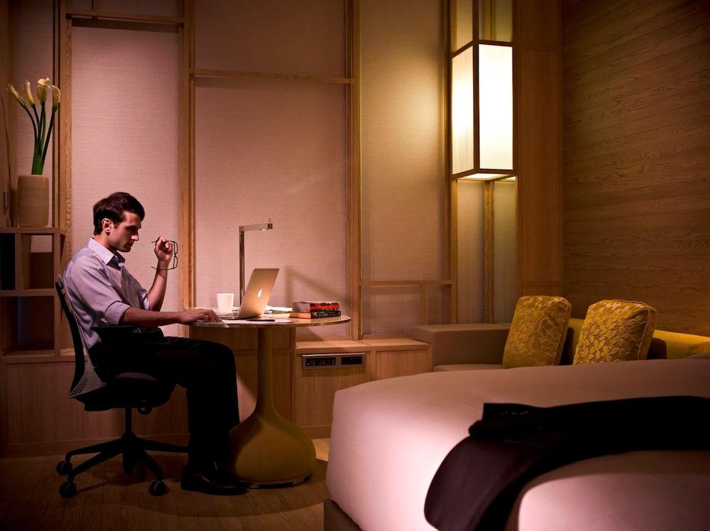 Hotel Parkroyal Collection Pickering, Singapura
